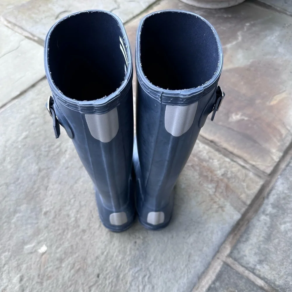 Hunter blue tall